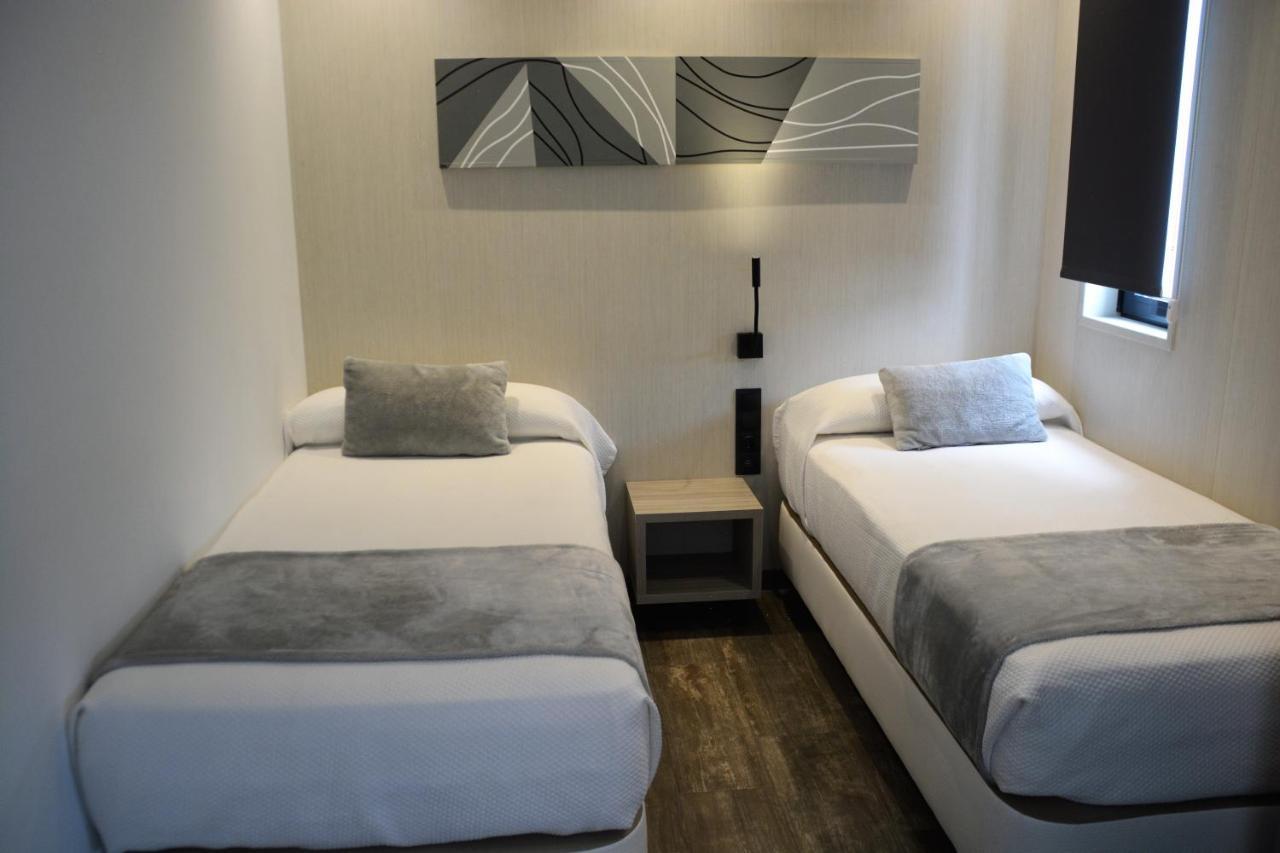 Hostal Sevilla Santa Justa - Adults Only Экстерьер фото