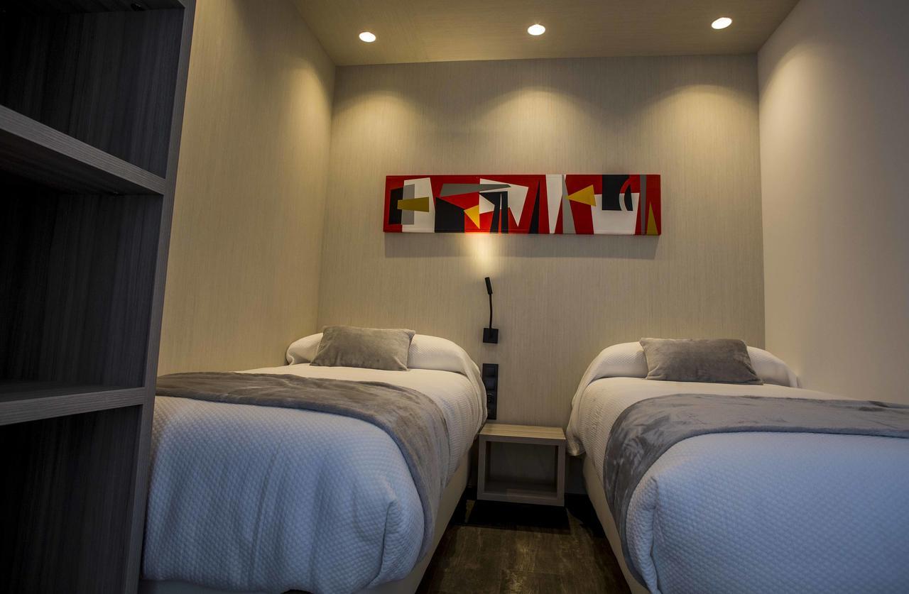 Hostal Sevilla Santa Justa - Adults Only Экстерьер фото