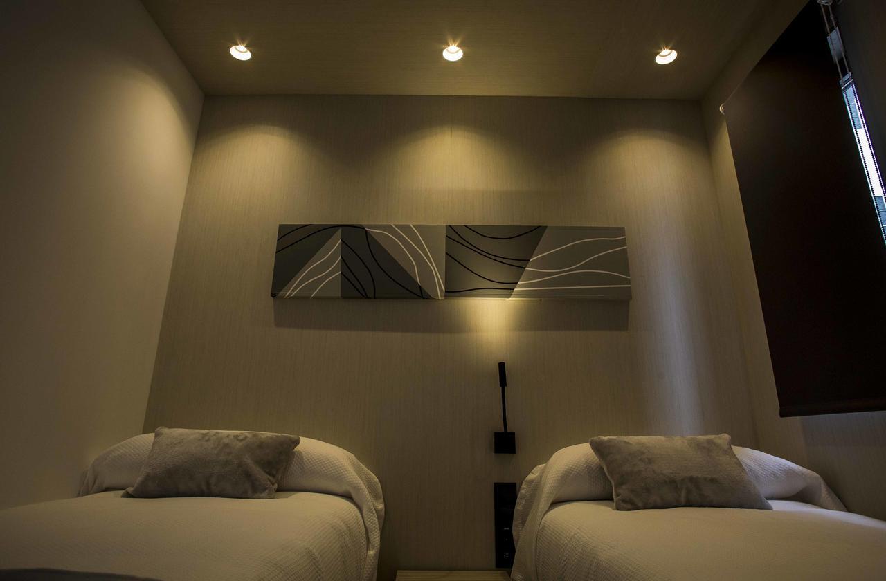 Hostal Sevilla Santa Justa - Adults Only Экстерьер фото