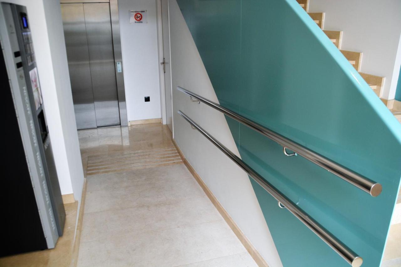 Hostal Sevilla Santa Justa - Adults Only Экстерьер фото